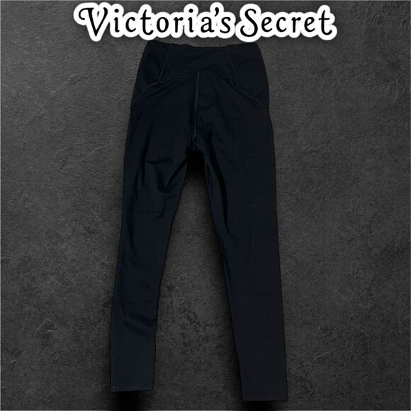Preowned Victoria’s Secret VSX Flow Sweat On Point Soft Black Leggings - Small - Picture 8 of 8
